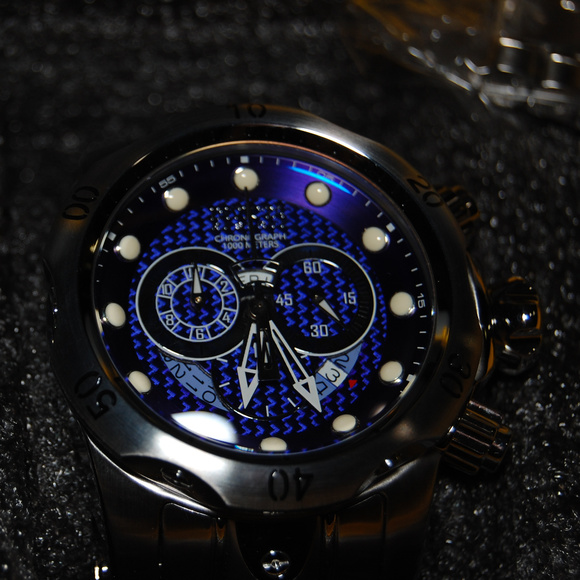 Invicta Venom Interchangesble Watch Set & Dive Box - Picture 2 of 8
